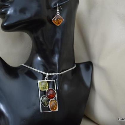Honey Necklace And Earrings Set