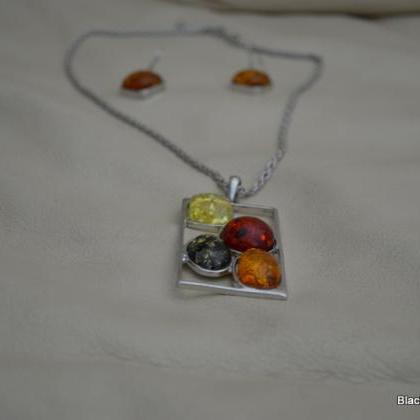 Honey Necklace And Earrings Set